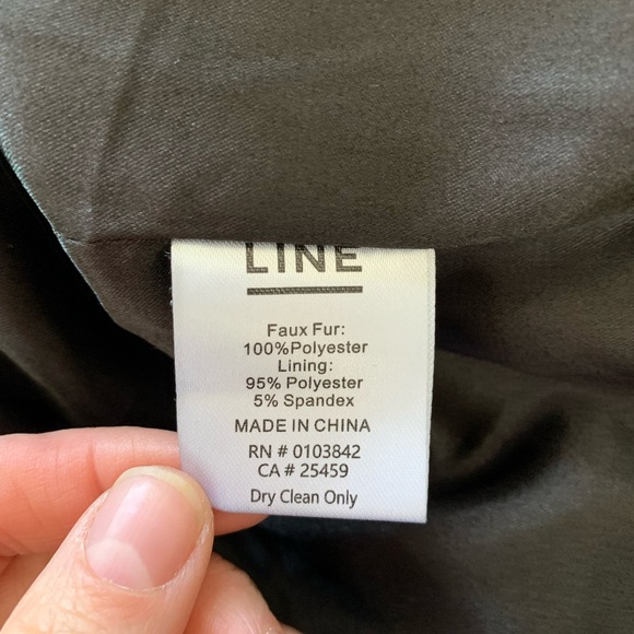 Line the label Faux Fur Coat - Picture 4 of 4